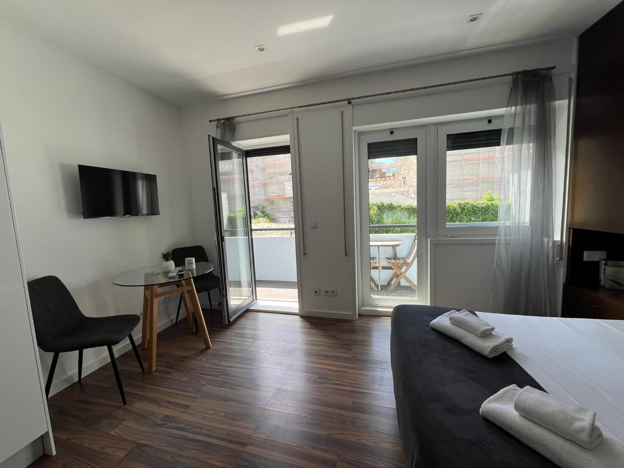 Almada Studios & Suites Porto Exteriér fotografie